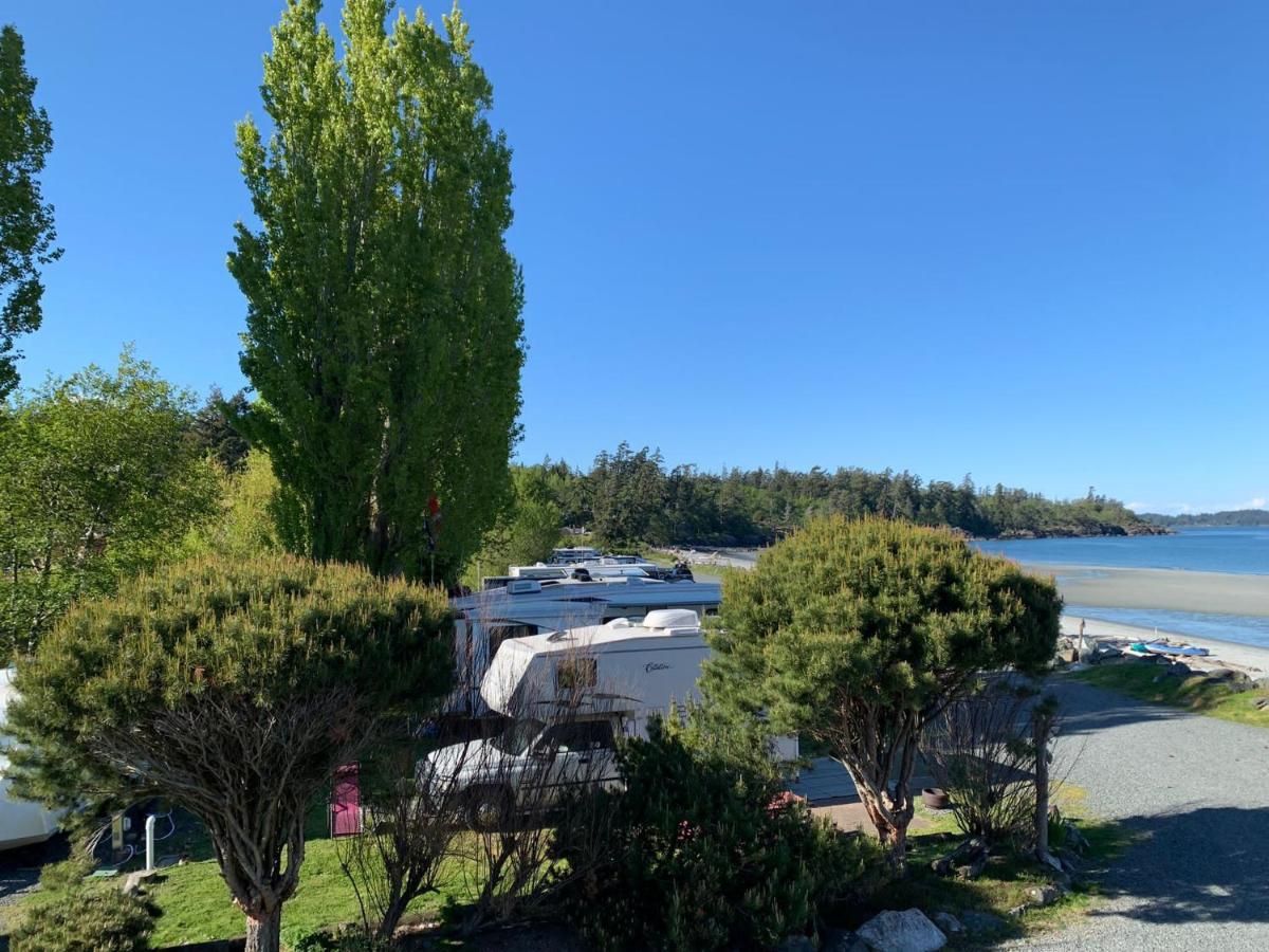 Metchosin Beach House Victoria Buitenkant foto